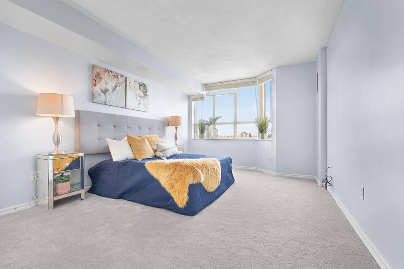 Fletcher’s Creek South, Brampton: primary bedroom